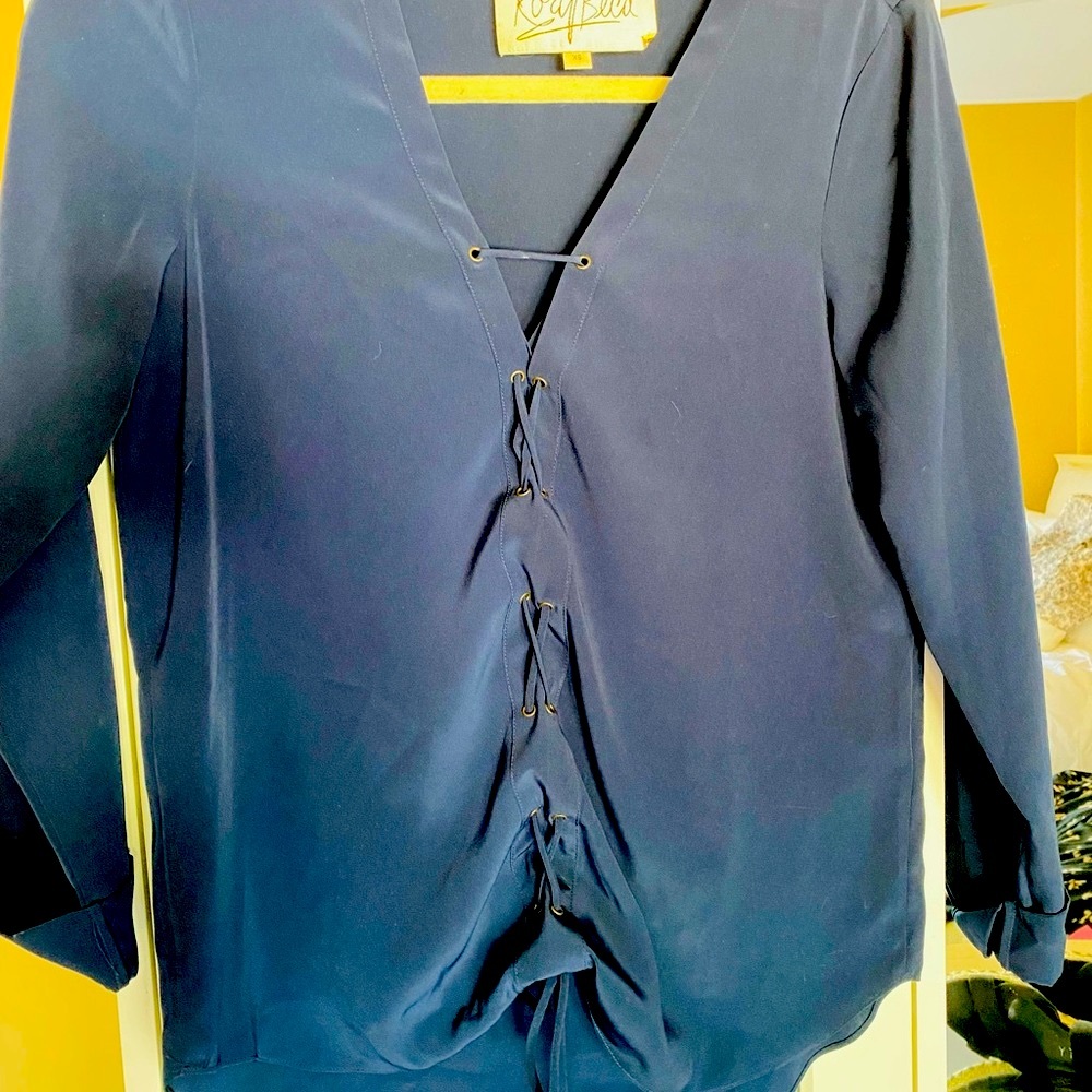 Rory Beca -slinky polyester top with tie front. XS